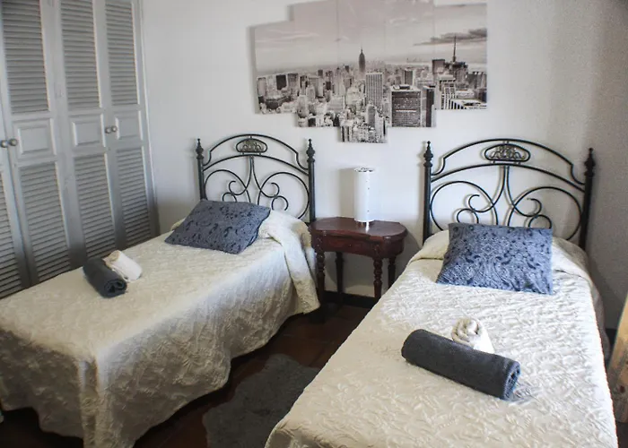 Dona Cris Guest house *